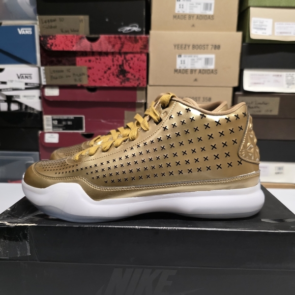 kobe x ext gold
